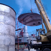 Подъем крыши автокраном для монтажа на РВС
